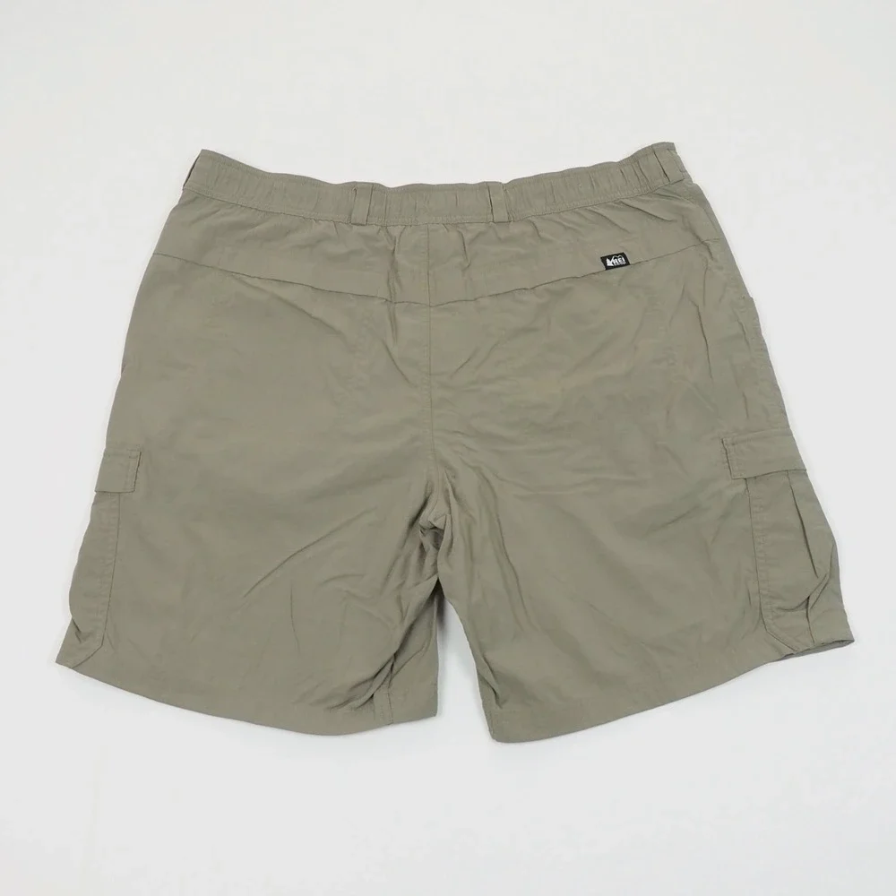REI Co-op Sahara Cargo Shorts Mens 40 Khaki Brown Nylon Blend Outdoor Hiking